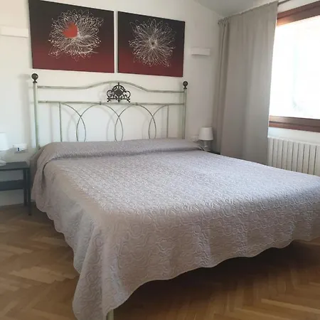 Residenza Tiziana Apartament Wenecja
